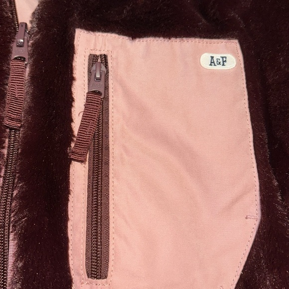 Abercrombie and Fitch Women’s Reversible Fur Coat size M Beautiful! - Picture 2 of 9